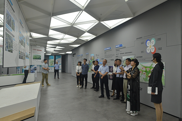 DSC_0920.JPG DSC_0920.JPG